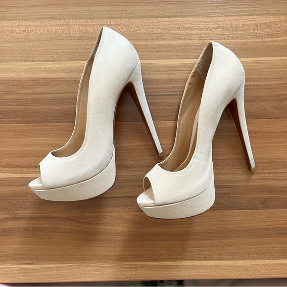 Schutz Ingrid Peeptoe Platform Pumps - Picture 2 of 5